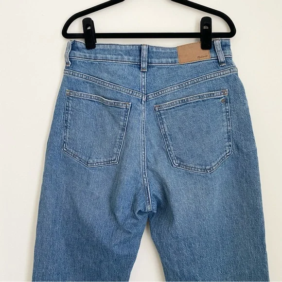 madewell - the curvy 90s straight jean high-rise fitted denim curve enhancing - Picture 6 of 7